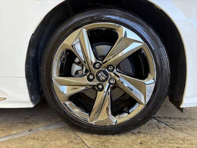 TOYOTA CROWN SEDAN HYBRID 2018 Image 31