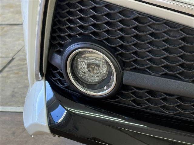 TOYOTA CROWN SEDAN HYBRID 2018 Image 31