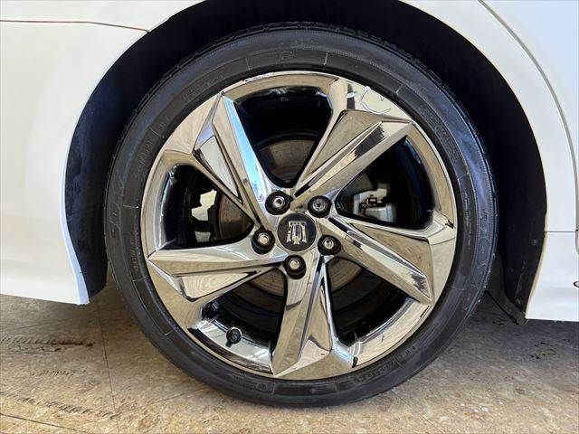 TOYOTA CROWN SEDAN HYBRID 2018 Image 31