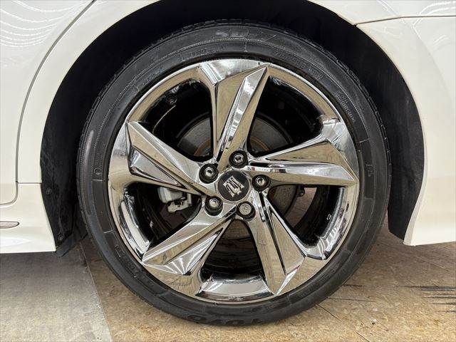 TOYOTA CROWN SEDAN HYBRID 2018 Image 31