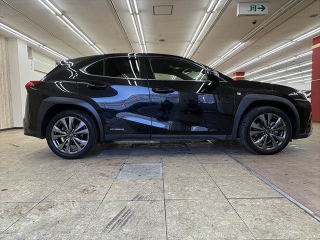 TOYOTA LEXUS UX250H 2020 Image 31