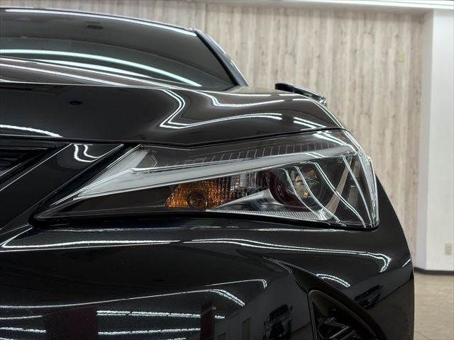 TOYOTA LEXUS UX250H 2020 Image 31