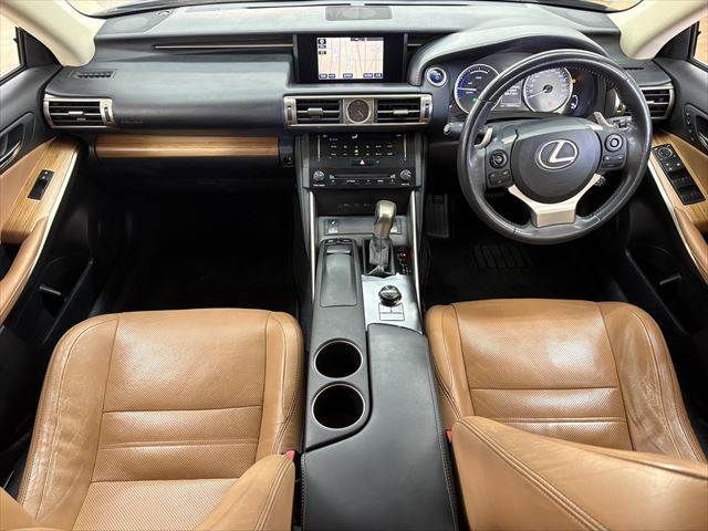 TOYOTA LEXUS IS300H 2013 Image 31