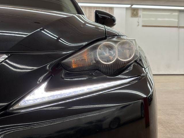 TOYOTA LEXUS IS300H 2013 Image 31