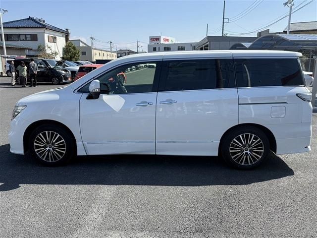 NISSAN ELGRAND 2024 Image 31