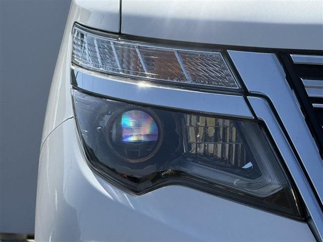 NISSAN ELGRAND 2024 Image 31