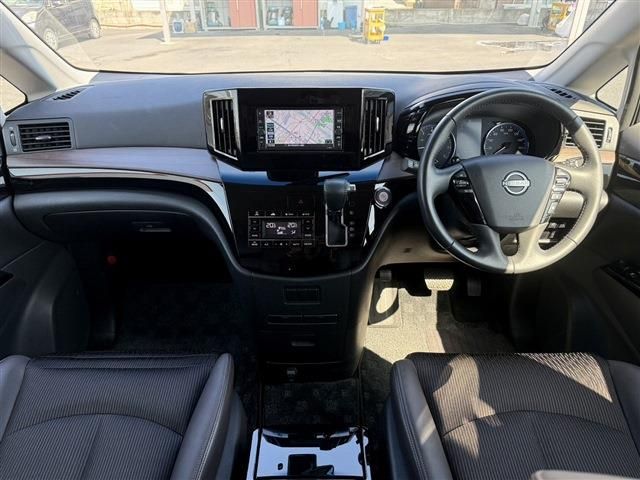 NISSAN ELGRAND 2024 Image 31