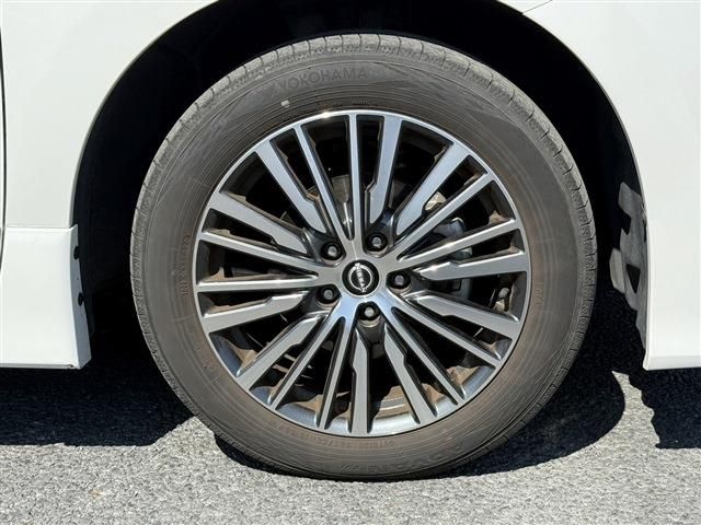 NISSAN ELGRAND 2024 Image 31