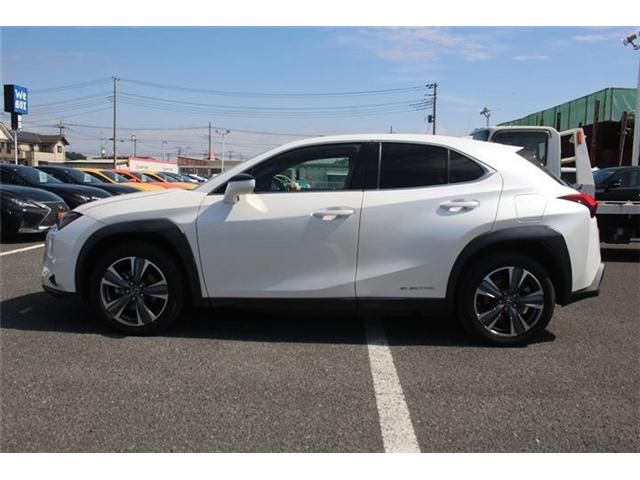 TOYOTA LEXUS UX300E 2021 Image 31