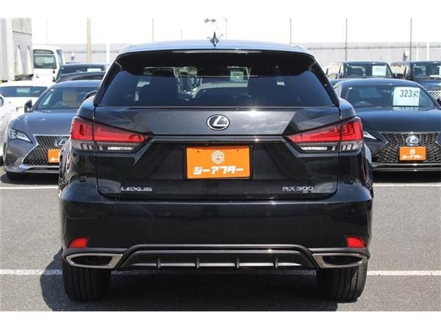 TOYOTA LEXUS RX300 2021 Image 31