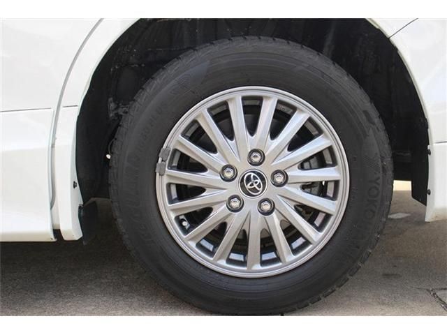 TOYOTA ESQUIRE HYBRID 2015 Image 31