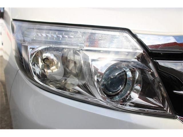 TOYOTA ESQUIRE HYBRID 2015 Image 31