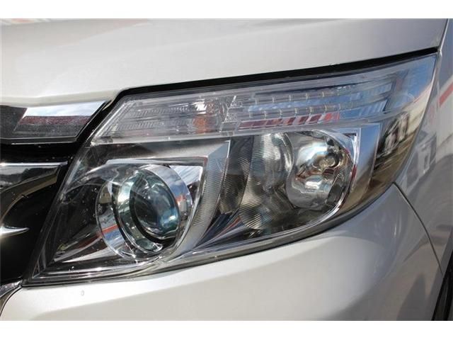 TOYOTA ESQUIRE HYBRID 2015 Image 31