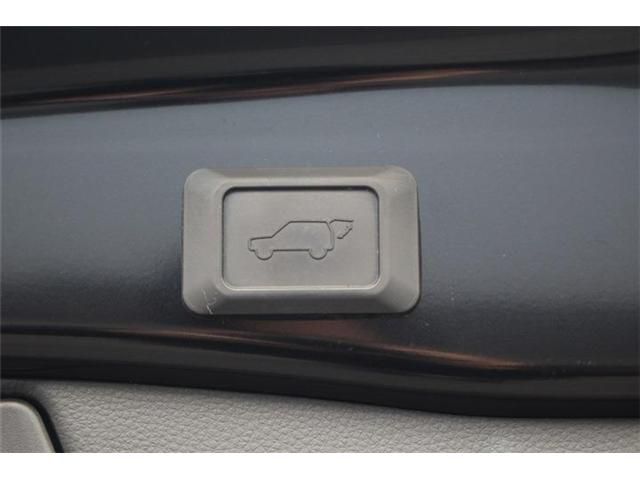 TOYOTA RAV4 HYBRID 4WD 2019 Image 31