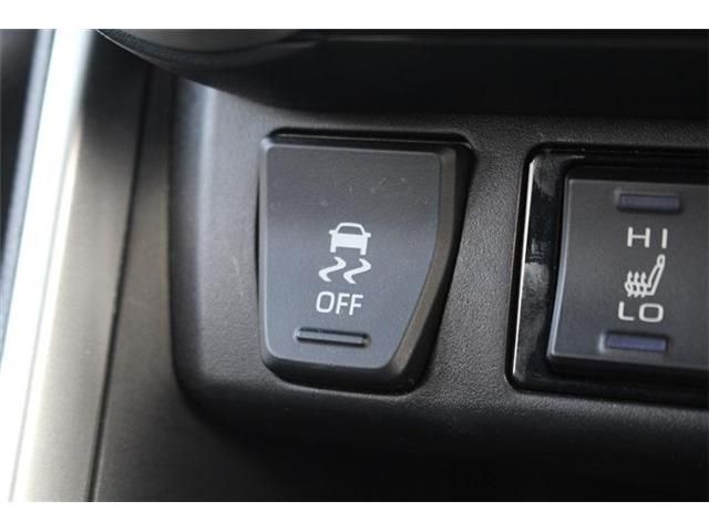 TOYOTA RAV4 HYBRID 4WD 2019 Image 31