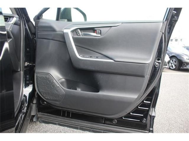 TOYOTA RAV4 HYBRID 4WD 2019 Image 31