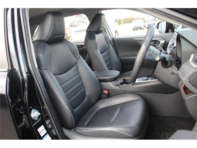 TOYOTA RAV4 HYBRID 4WD 2019 Image 31