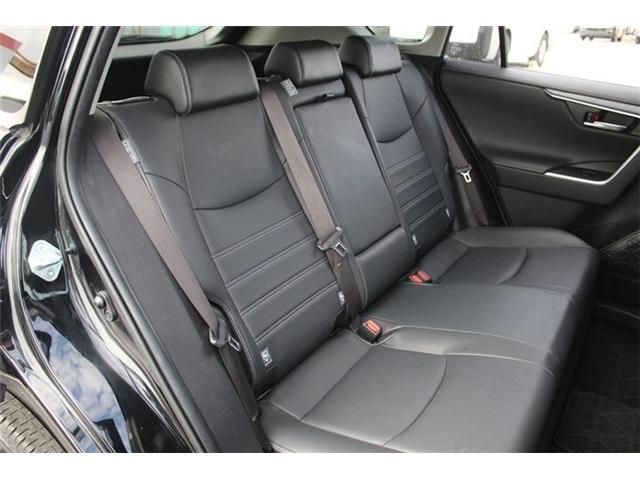 TOYOTA RAV4 HYBRID 4WD 2019 Image 31