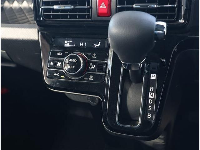 DAIHATSU TANTO CUSTOM 2022 Image 31