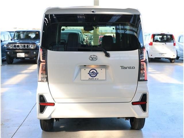 DAIHATSU TANTO CUSTOM 2022 Image 31