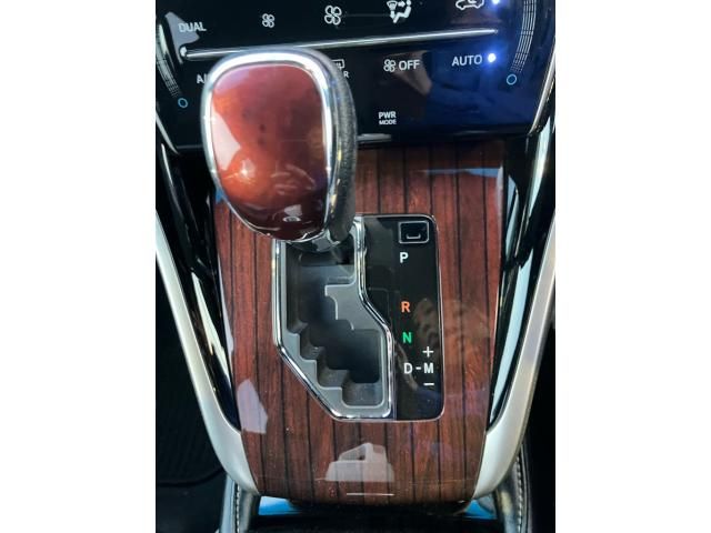 TOYOTA HARRIER 2WD 2016 Image 31