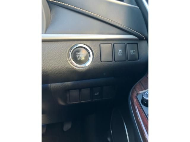 TOYOTA HARRIER 2WD 2016 Image 31