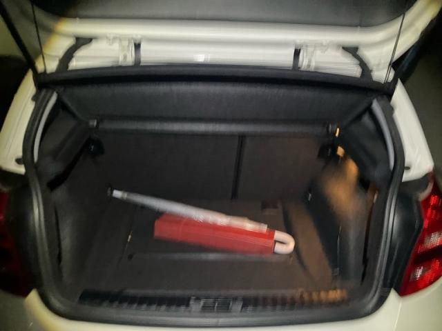 BMW 1SERIES 2009 Image 31