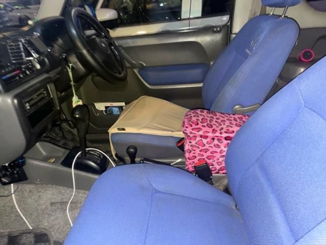 SUZUKI JIMNY 4WD 2001 Image 31