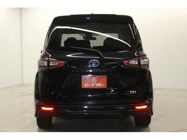 TOYOTA SIENTA HYBRID 2017 Image 31