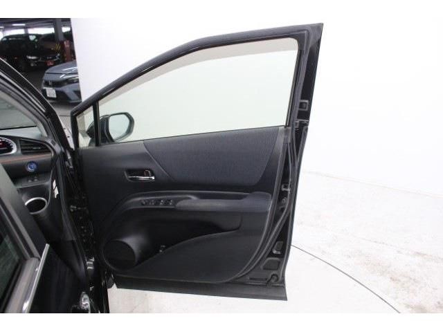 TOYOTA SIENTA HYBRID 2017 Image 31