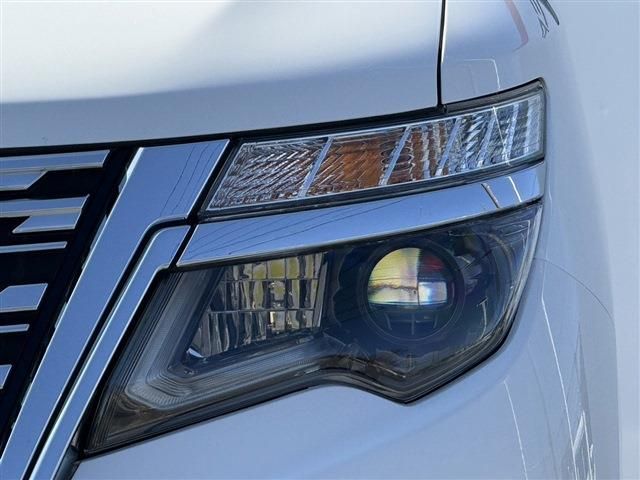 NISSAN ELGRAND 2024 Image 31