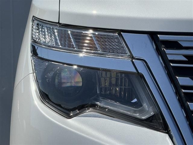 NISSAN ELGRAND 2024 Image 31