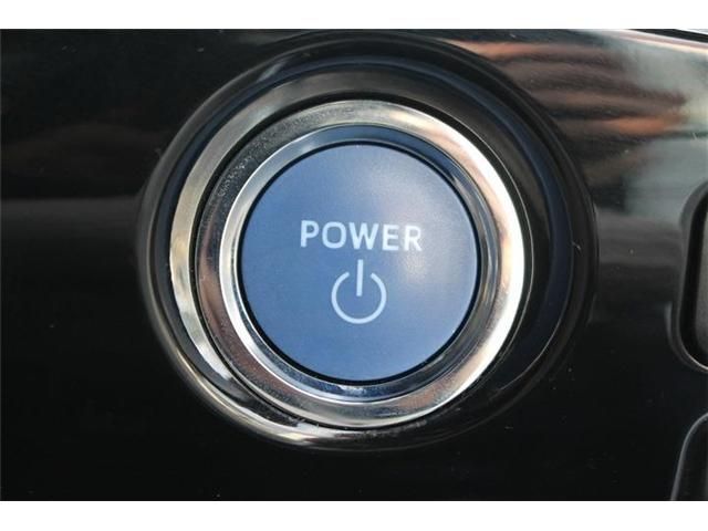 TOYOTA PRIUS PHV 2019 Image 31