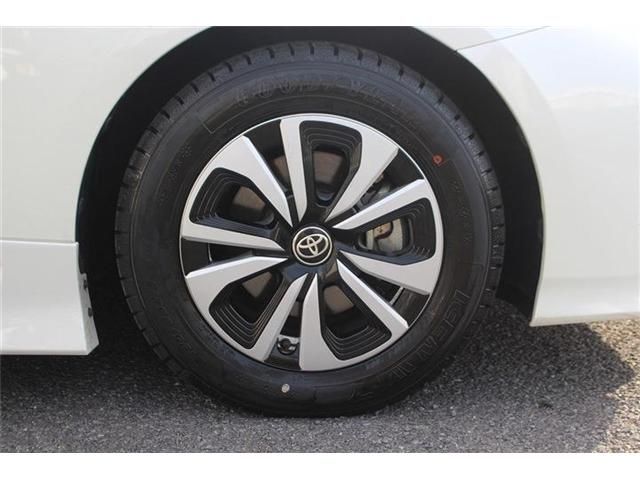 TOYOTA PRIUS PHV 2019 Image 31