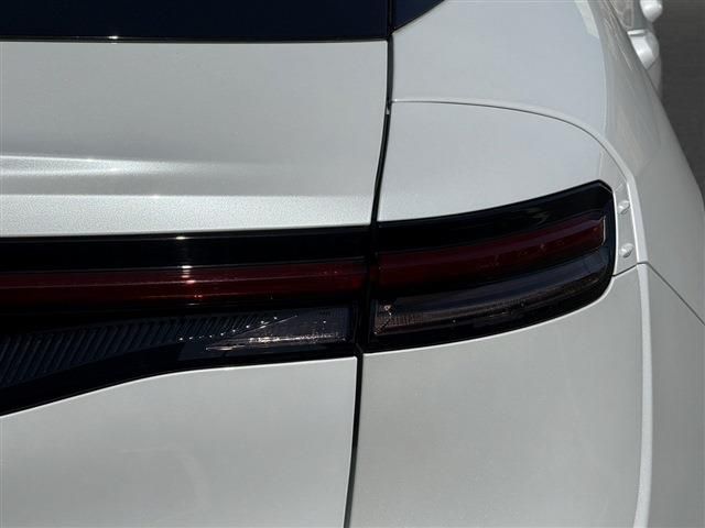 TOYOTA CROWN CROSSOVER 2023 Image 31