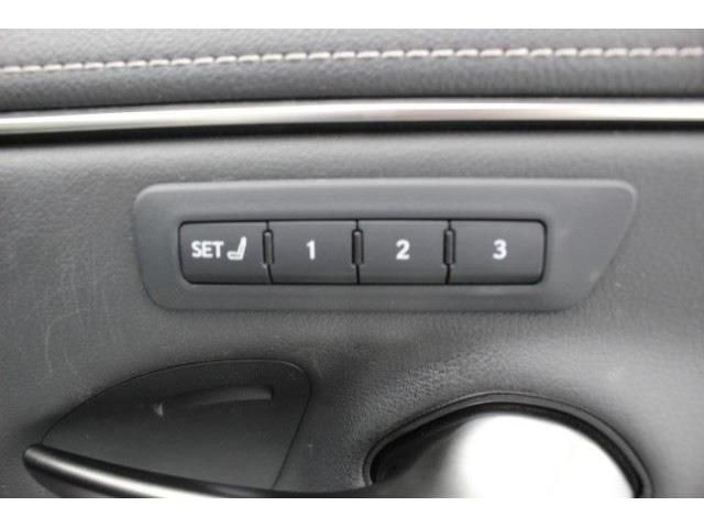 TOYOTA LEXUS ES300H 2019 Image 31