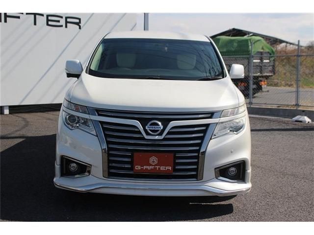 NISSAN ELGRAND 2017 Image 31
