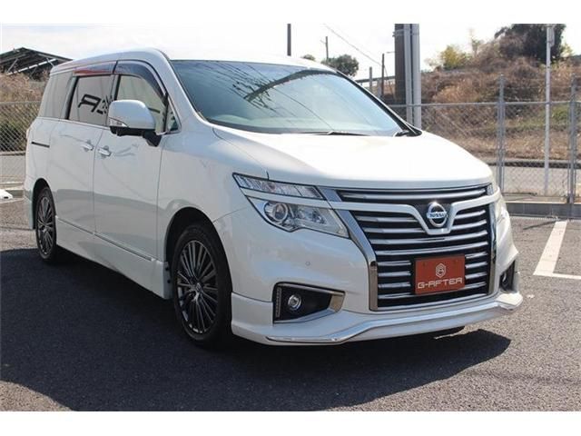 NISSAN ELGRAND 2017 Image 31