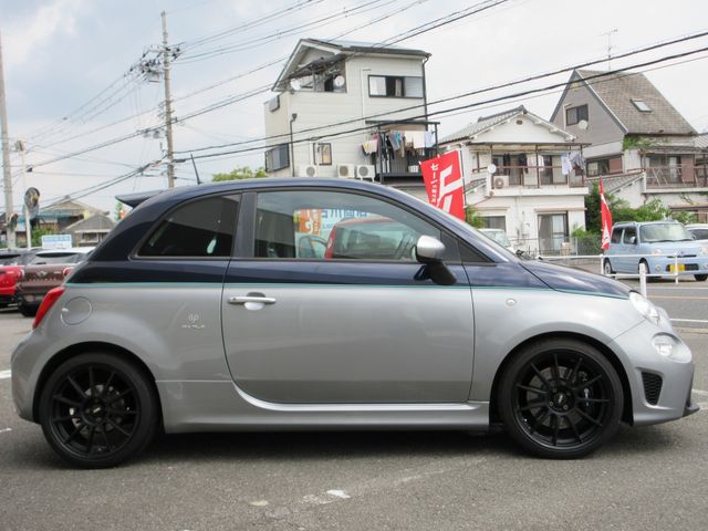 FIAT ABARTH 695 2019 Image 31