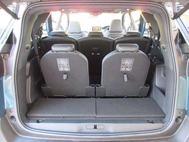 PEUGEOT 5008 2018 Image 31