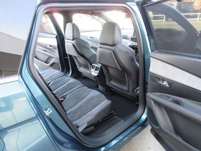 PEUGEOT 5008 2018 Image 31