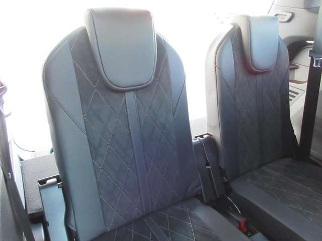 PEUGEOT 5008 2018 Image 31