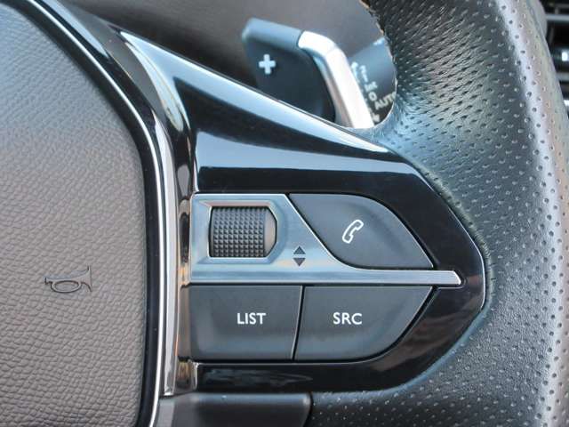 PEUGEOT 5008 2018 Image 31