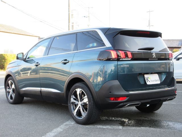 PEUGEOT 5008 2018 Image 31