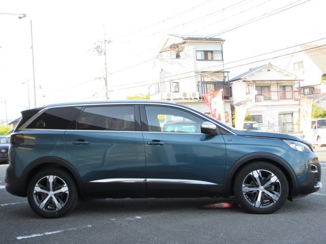 PEUGEOT 5008 2018 Image 31
