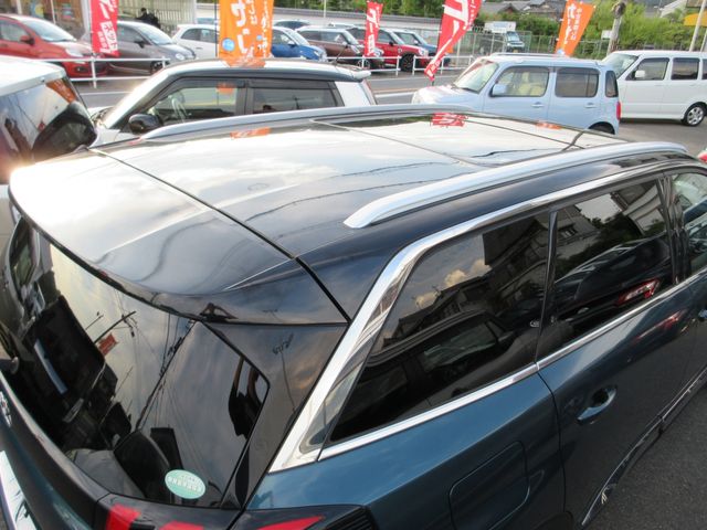 PEUGEOT 5008 2018 Image 31