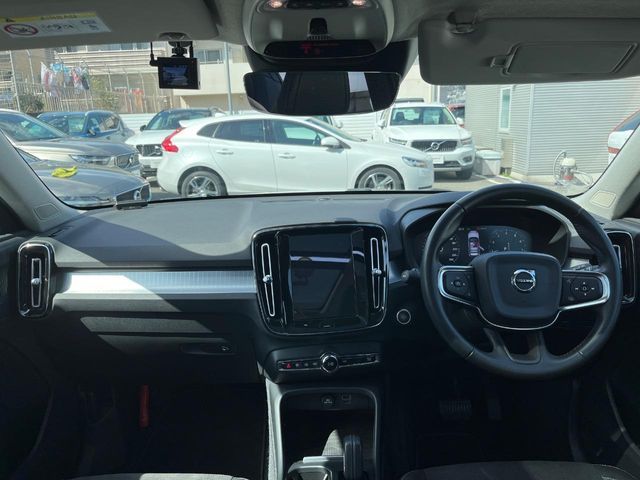 VOLVO XC40 2019 Image 31