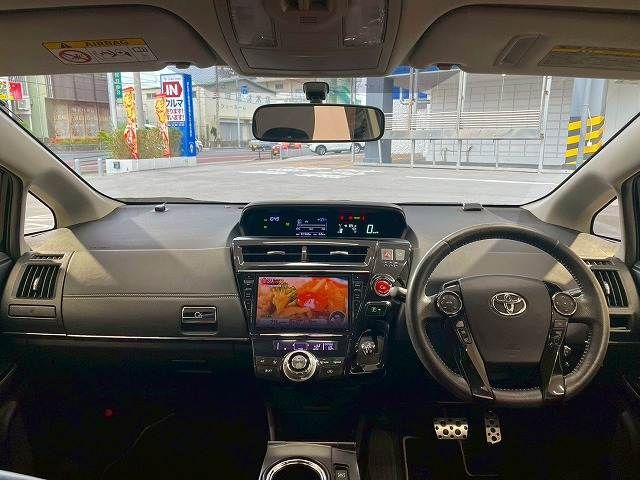 TOYOTA PRIUS ALPHA 2016 Image 31