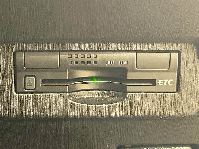 TOYOTA PRIUS ALPHA 2016 Image 31