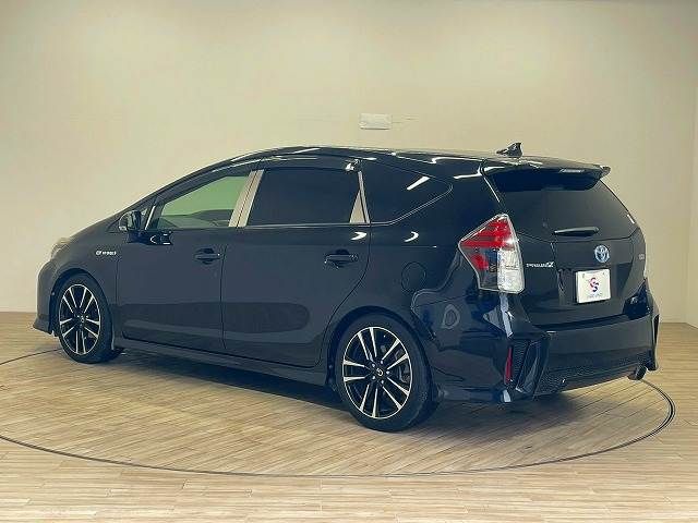 TOYOTA PRIUS ALPHA 2016 Image 31